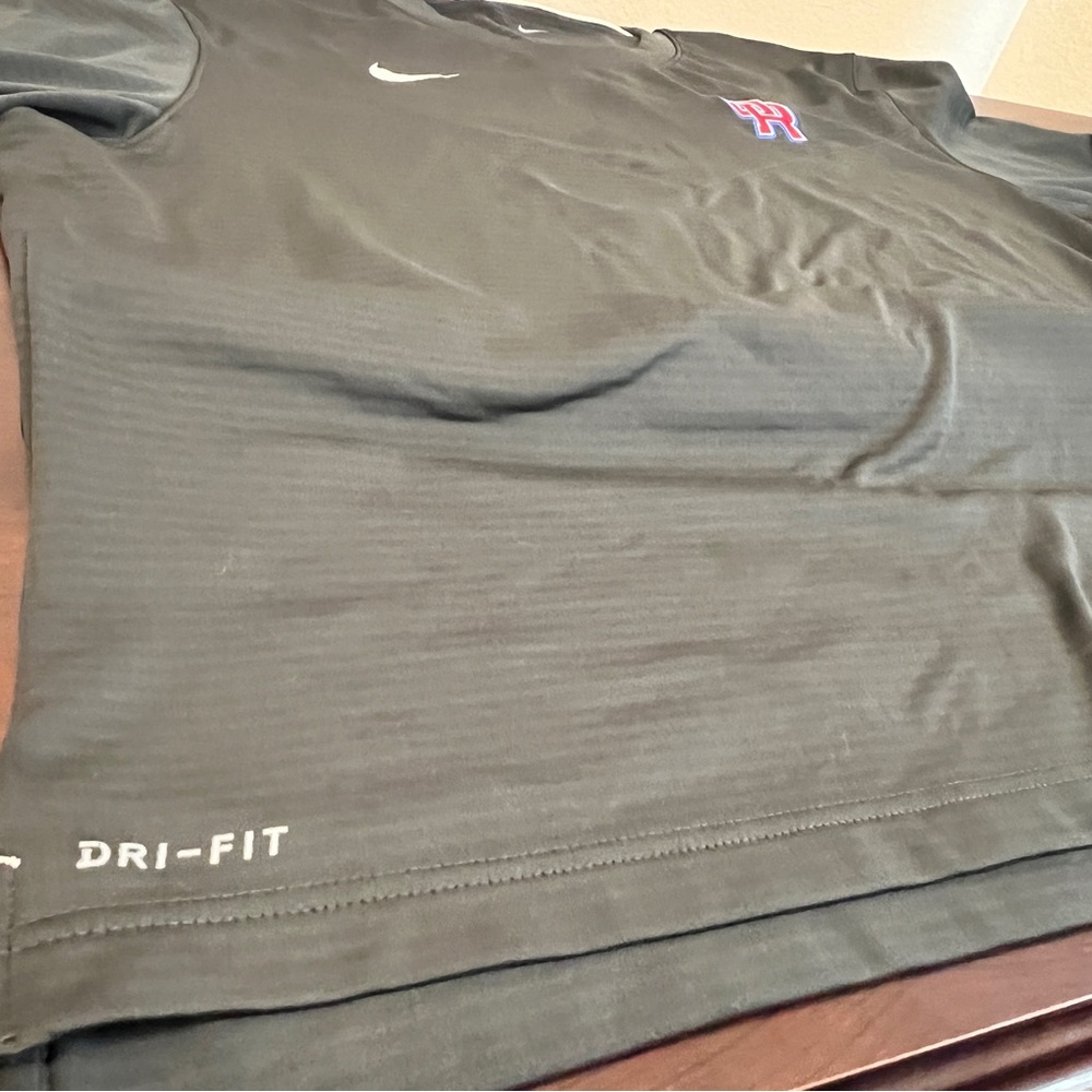 Nike Long Sleeve Tech T
